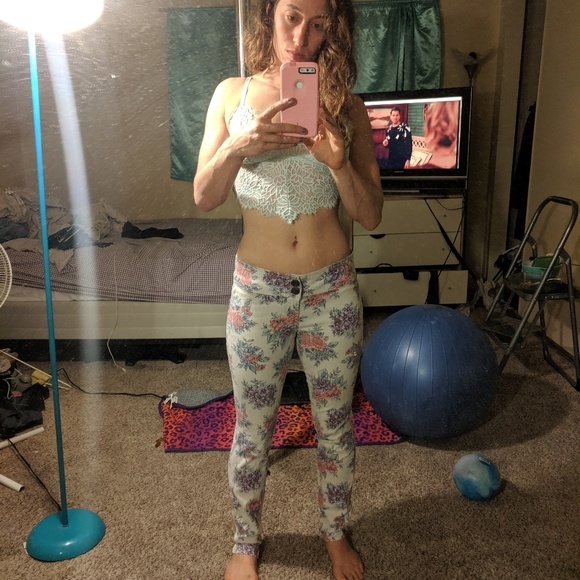 Nissi Stretchy Floral Jeggings - Picture 1 of 2